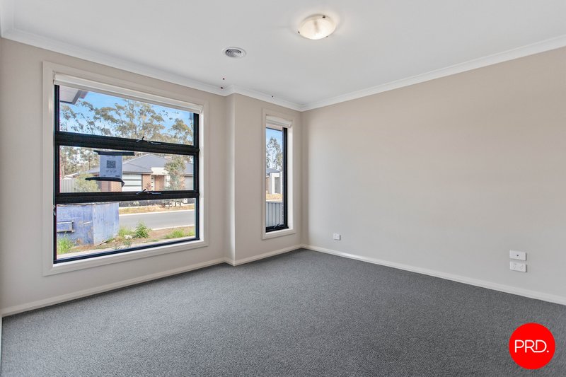 Photo - 11 Aspiring Drive, Huntly VIC 3551 - Image 5