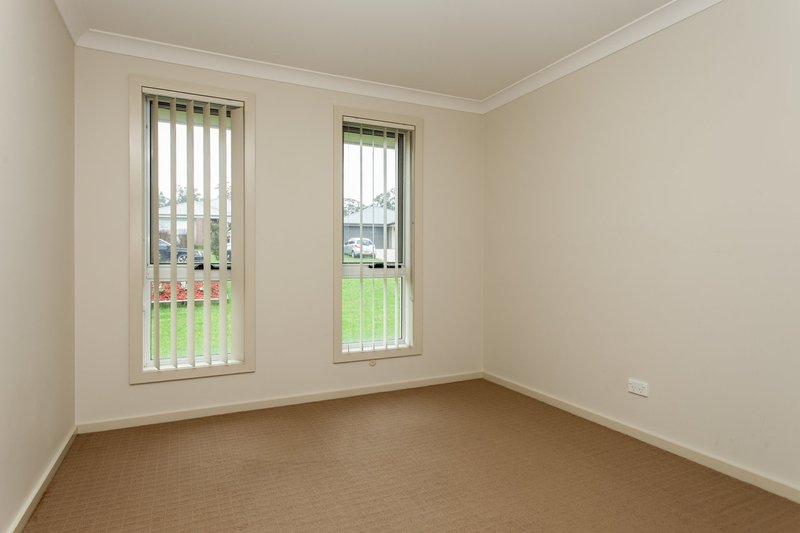 Photo - 11 Aston Avenue, Cessnock NSW 2325 - Image 10