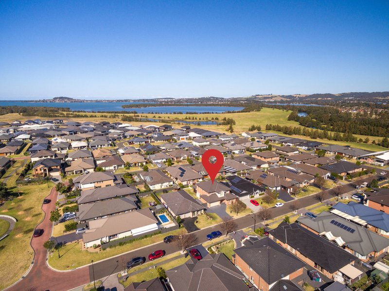 Photo - 11 Athanlin Avenue, Haywards Bay NSW 2530 - Image 2