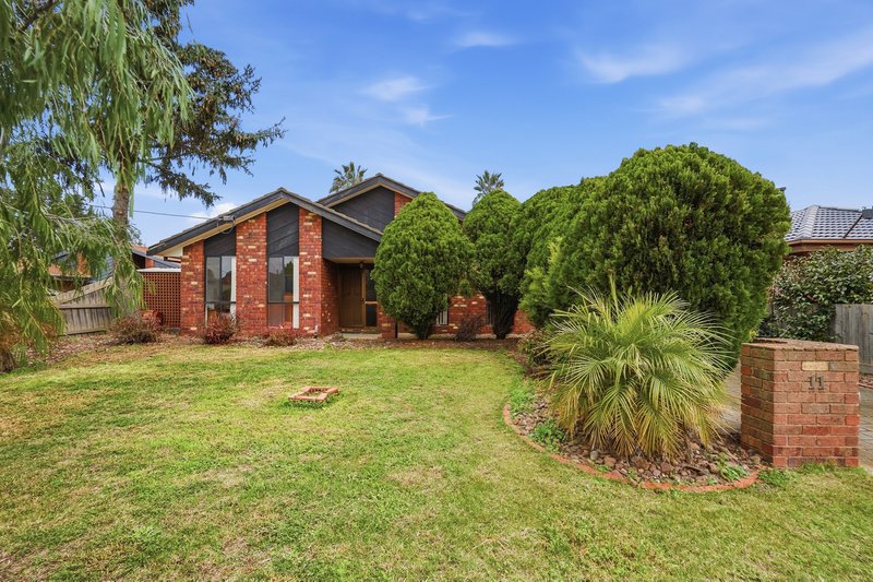 Photo - 11 Avoca Court, Werribee VIC 3030 - Image 1
