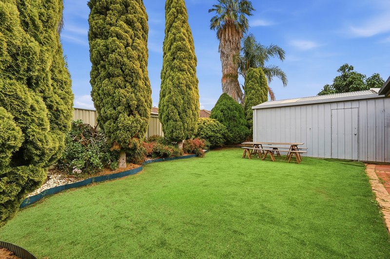 Photo - 11 Avoca Court, Werribee VIC 3030 - Image 6