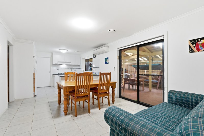 Photo - 11 Avoca Court, Werribee VIC 3030 - Image 7