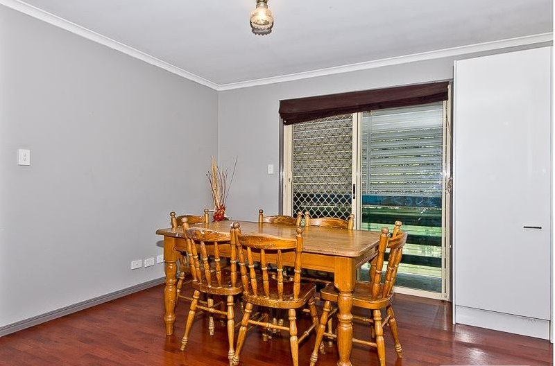 Photo - 11 Avocado Drive, Caboolture South QLD 4510 - Image 5