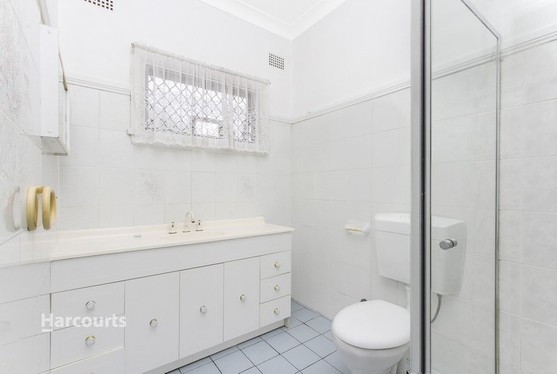 Photo - 11 Avonlea Street, Dapto NSW 2530 - Image 7