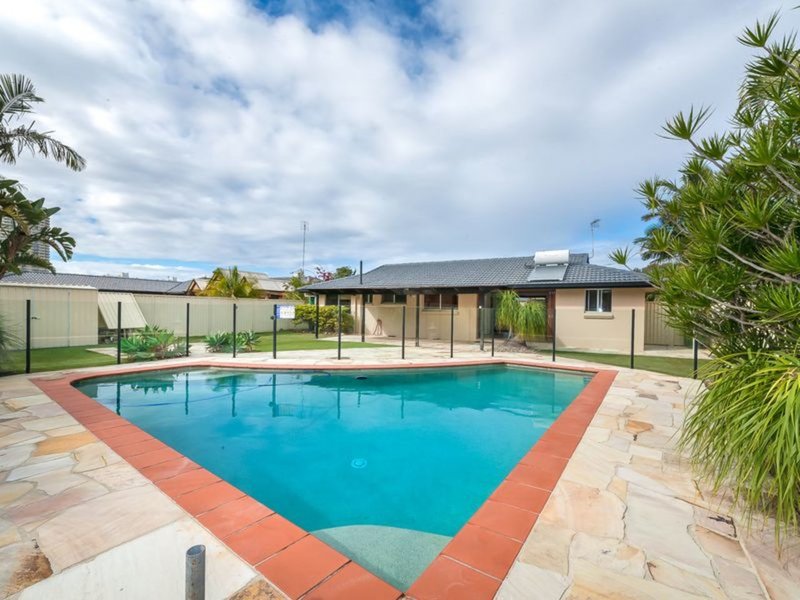 11 Babbler Court, Burleigh Waters QLD 4220