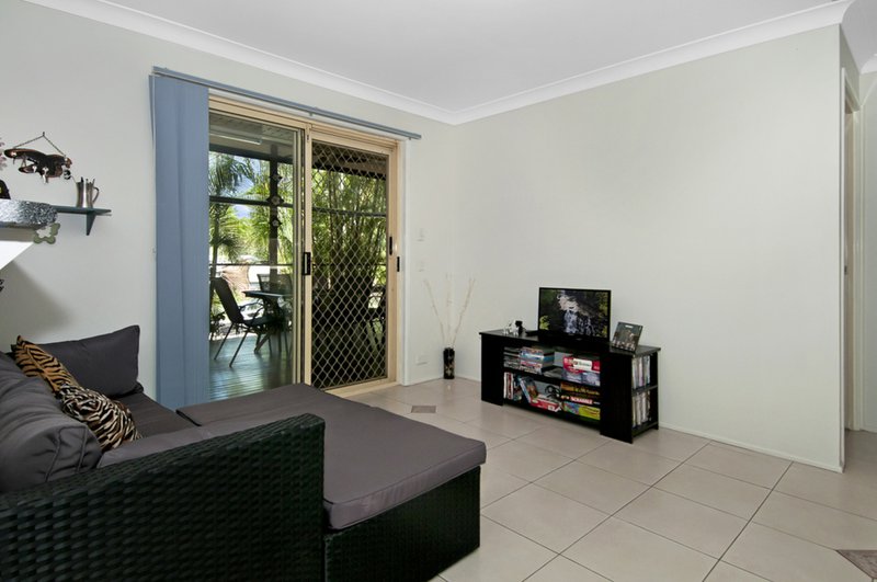 Photo - 11 Baccata Pl , Forest Lake QLD 4078 - Image 6