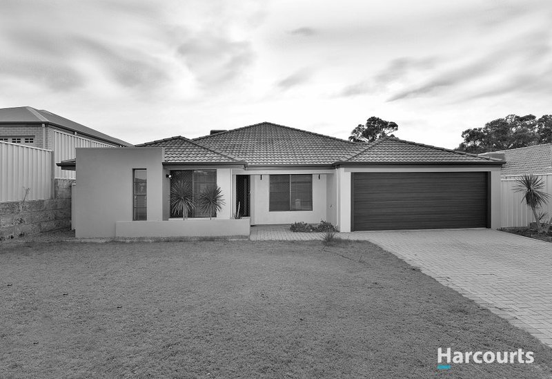 11 Ballard Meander, Lakelands WA 6180