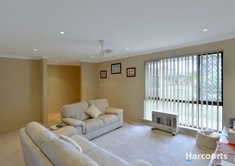 Photo - 11 Balranald Street, Dudley Park WA 6210 - Image 3