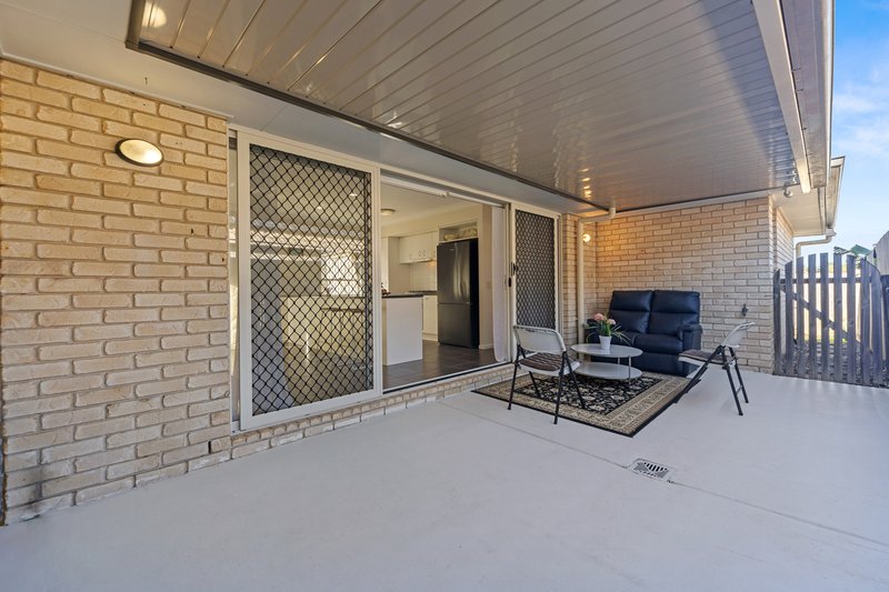 Photo - 11 Balstrup Road North, Kallangur QLD 4503 - Image 9