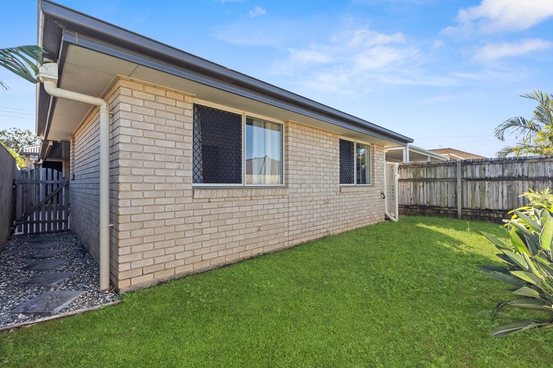 Photo - 11 Balstrup Road North, Kallangur QLD 4503 - Image 12