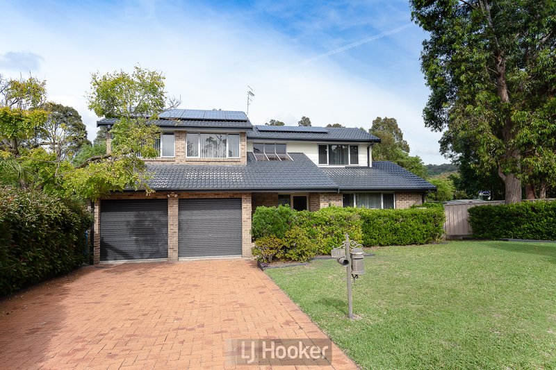 11 Bampton Close, Lakelands NSW 2282