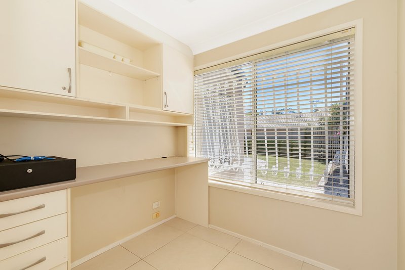 Photo - 11 Banff Court, Robina QLD 4226 - Image 9