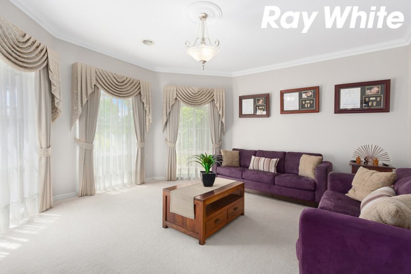 Photo - 11 Banks Road, Pakenham VIC 3810 - Image 3