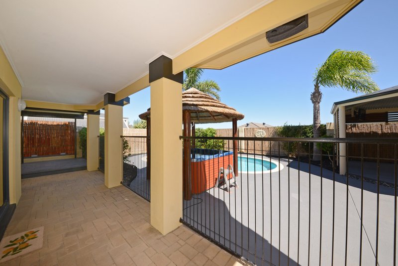 Photo - 11 Bantry Bend, Mindarie WA 6030 - Image 13