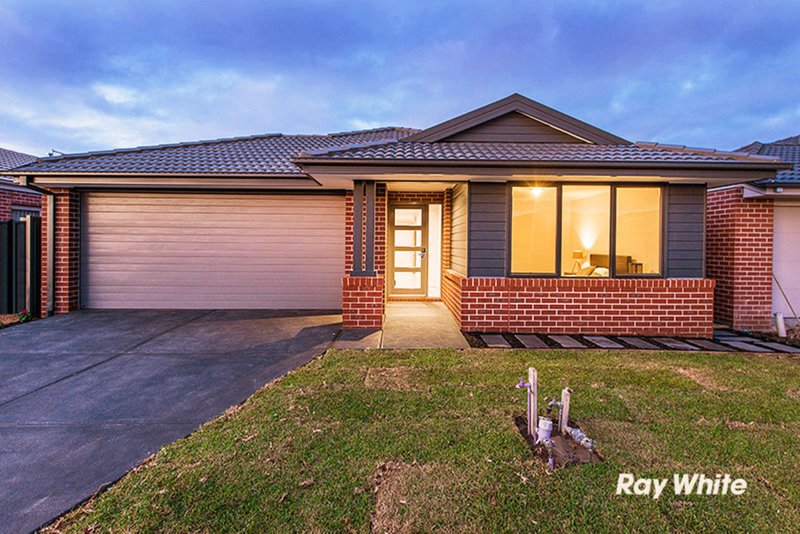 11 Baranello Crescent, Cranbourne East VIC 3977 | Real Estate Industry ...