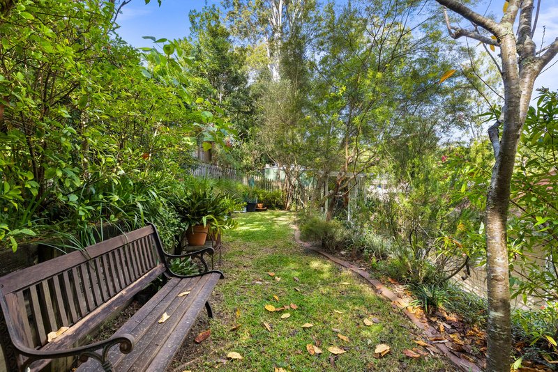Photo - 11 Bardon Esplanade, Bardon QLD 4065 - Image 14