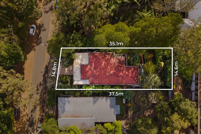 Photo - 11 Bardon Esplanade, Bardon QLD 4065 - Image 17
