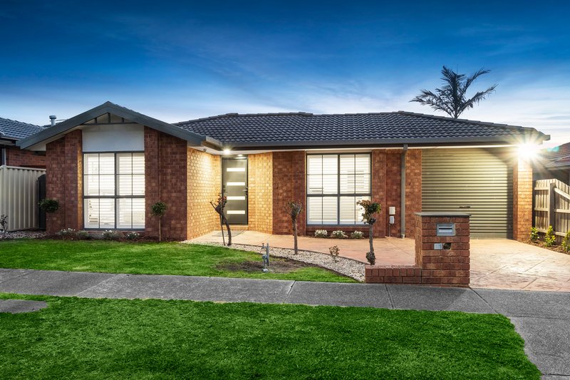 11 Barina Way, Mill Park VIC 3082