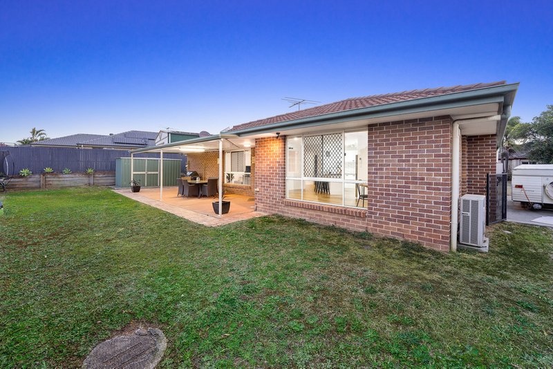 Photo - 11 Barnard Crescent, Murrumba Downs QLD 4503 - Image 19