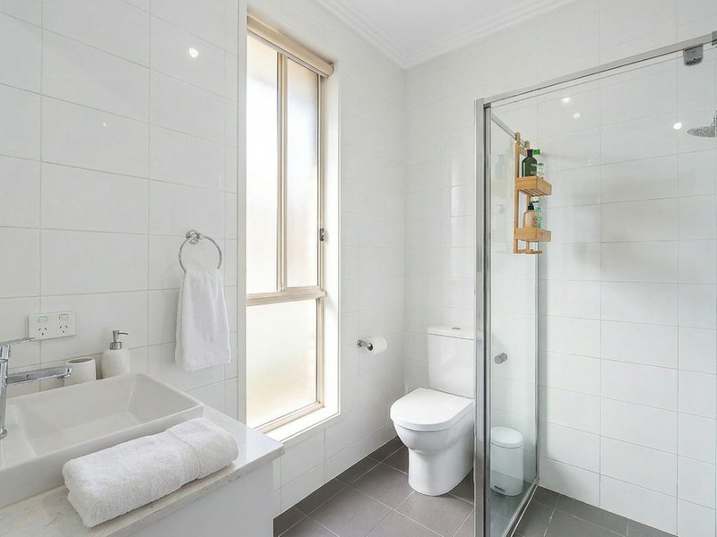 Photo - 11 Barnet Close, Mount Barker SA 5251 - Image 7