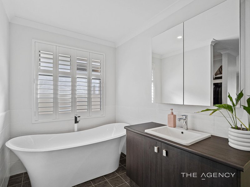 Photo - 11 Barnong Road, Golden Bay WA 6174 - Image 4