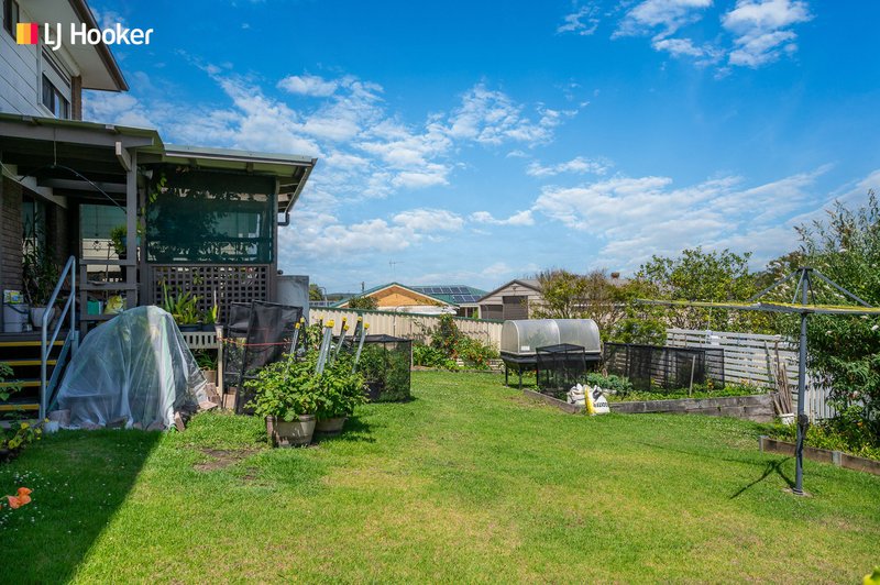 Photo - 11 Bartlett Drive, Greenwell Point NSW 2540 - Image 15