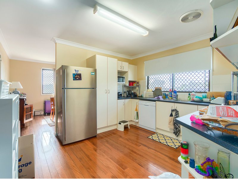 Photo - 11 Bartok Street, Everton Park QLD 4053 - Image 4