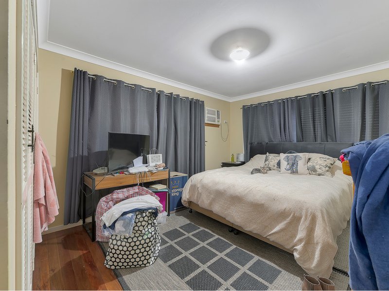 Photo - 11 Bartok Street, Everton Park QLD 4053 - Image 7