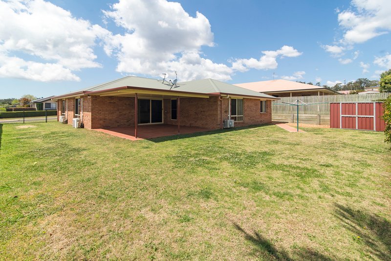 Photo - 11 Barton Street, Middle Ridge QLD 4350 - Image 9