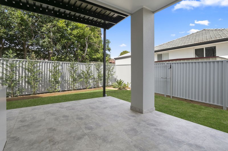 Photo - 11 Barwon Street, Greystanes NSW 2145 - Image 8