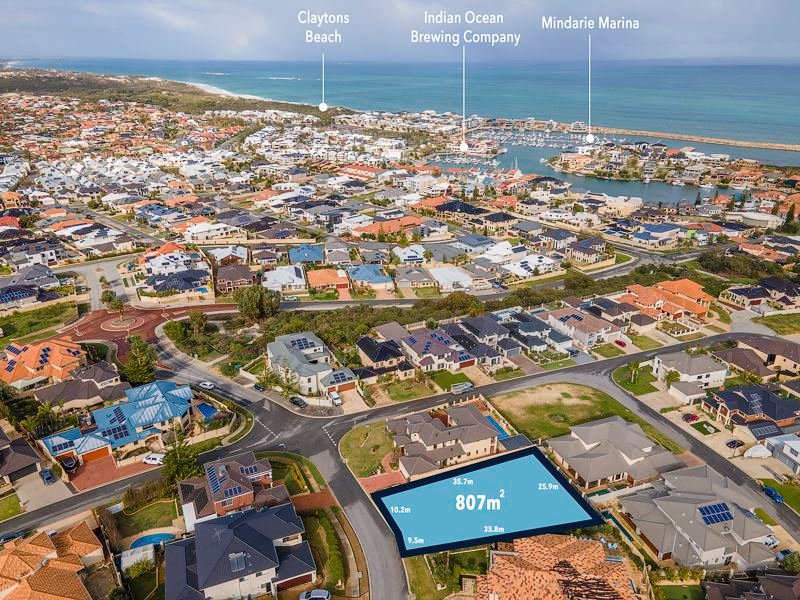 Photo - 11 Baton Rouge Drive, Mindarie WA 6030 - Image 3