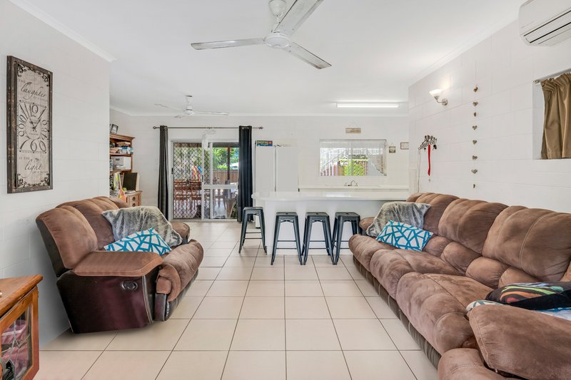 Photo - 11 Baway Close, Caravonica QLD 4878 - Image 9