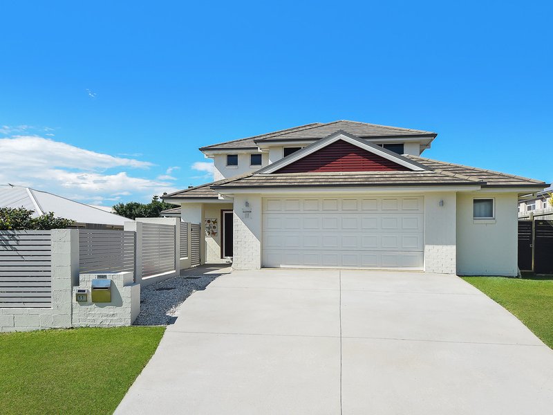 11 Baybreeze Crescent, Murrumba Downs QLD 4503