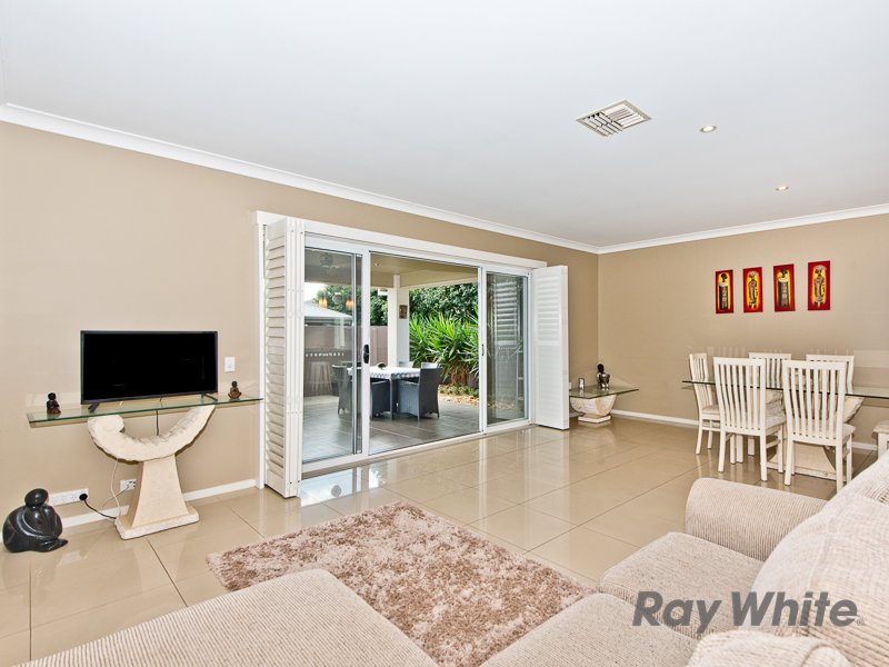 Photo - 11 Baybreeze Crescent, Murrumba Downs QLD 4503 - Image 5