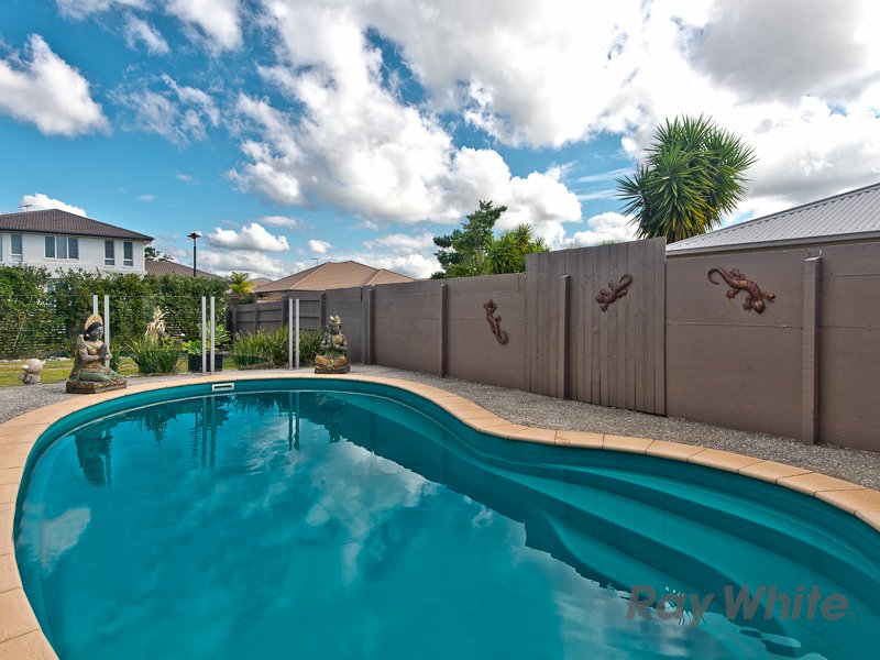 Photo - 11 Baybreeze Crescent, Murrumba Downs QLD 4503 - Image 9