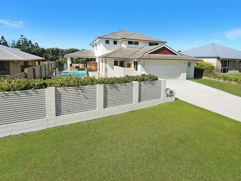 Photo - 11 Baybreeze Crescent, Murrumba Downs QLD 4503 - Image 13