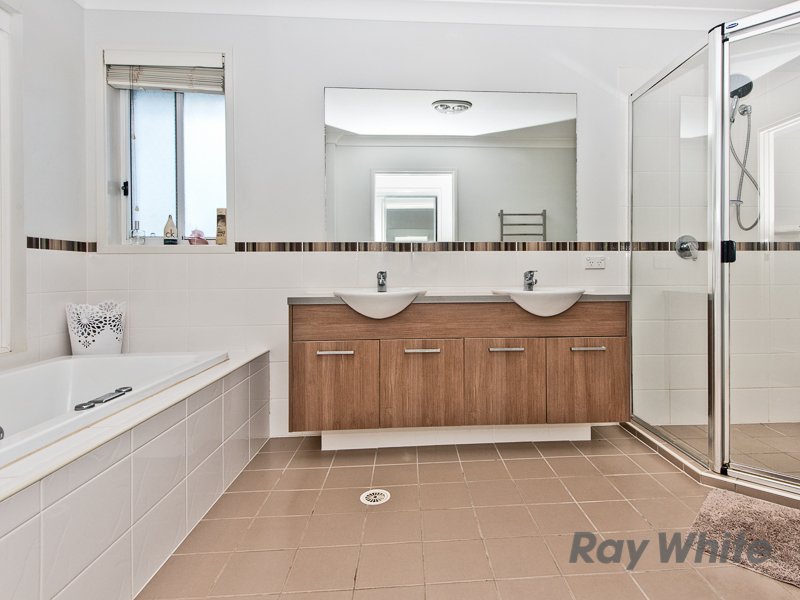 Photo - 11 Baybreeze Crescent, Murrumba Downs QLD 4503 - Image 16