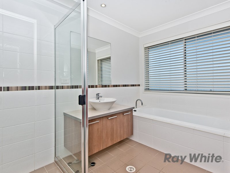 Photo - 11 Baybreeze Crescent, Murrumba Downs QLD 4503 - Image 18