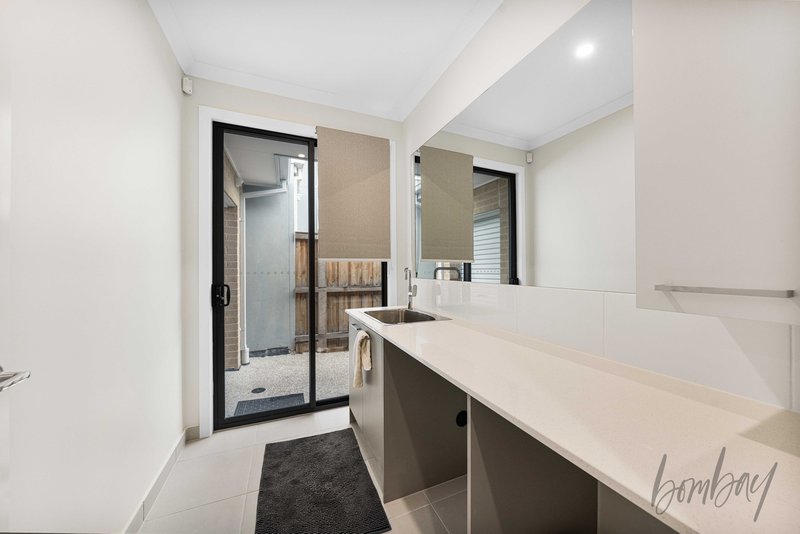 Photo - 11 Beacon Close, Beveridge VIC 3753 - Image 5