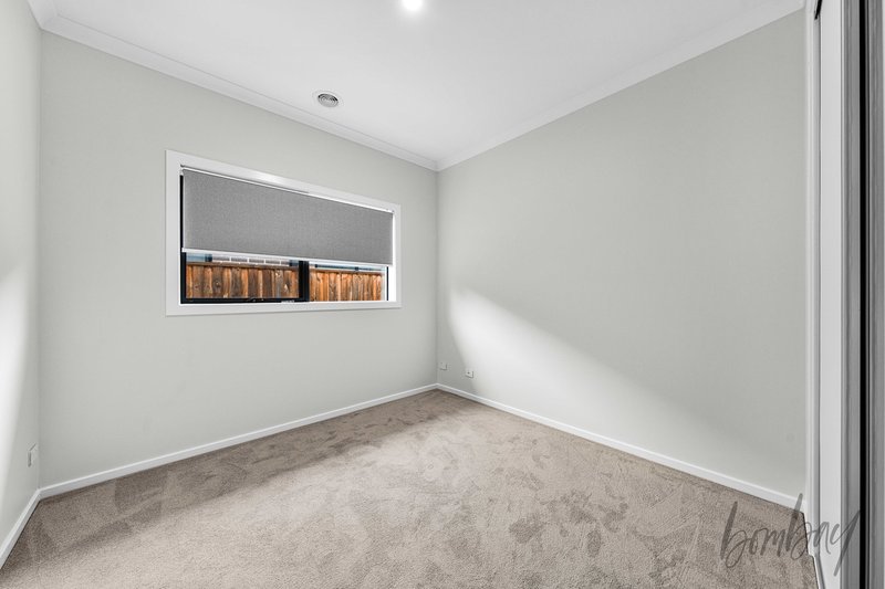 Photo - 11 Beacon Close, Beveridge VIC 3753 - Image 9