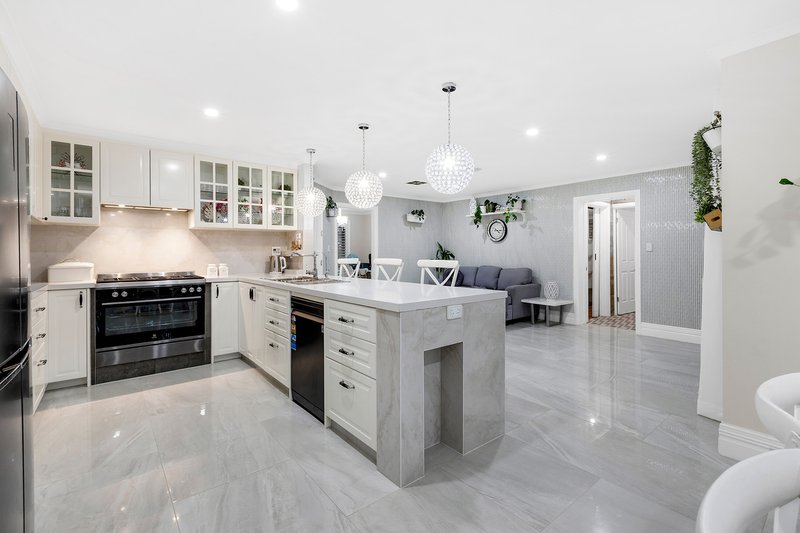 Photo - 11 Beatrix Drive, Craigmore SA 5114 - Image 17