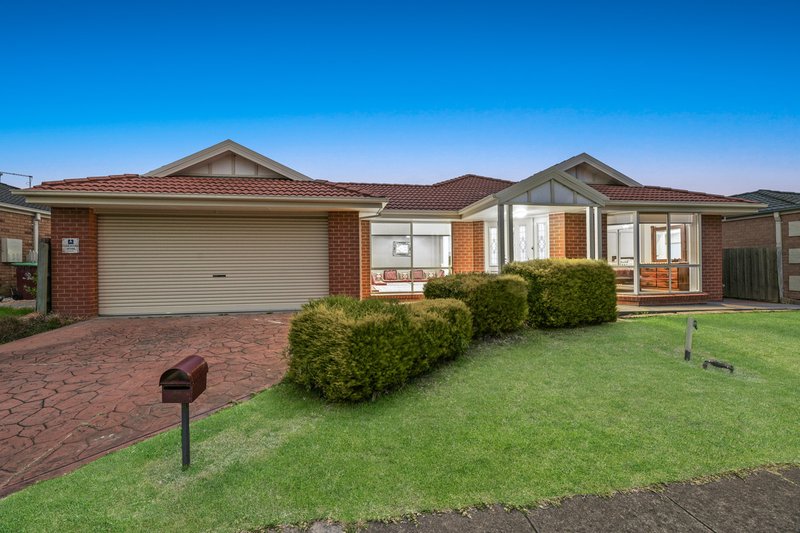 Photo - 11 Beethoven Drive, Narre Warren South VIC 3805 - Image 2