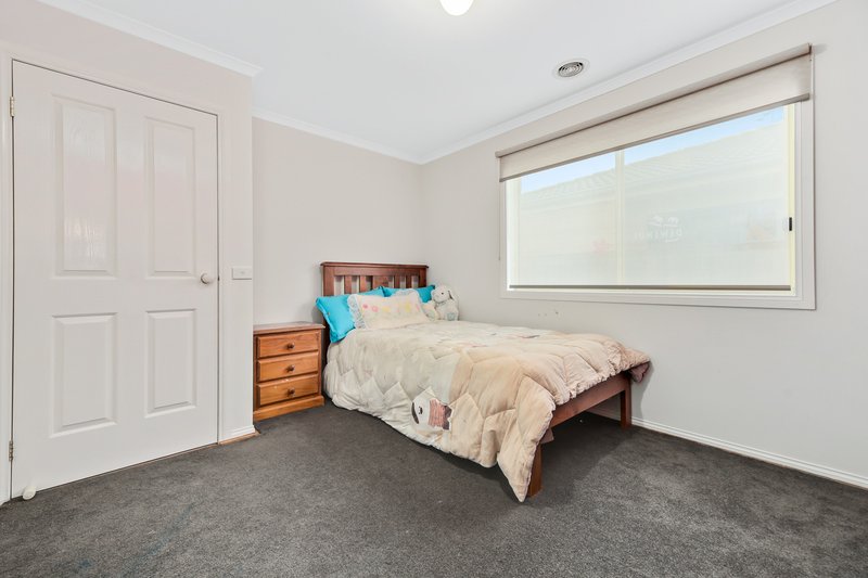 Photo - 11 Beethoven Drive, Narre Warren South VIC 3805 - Image 13