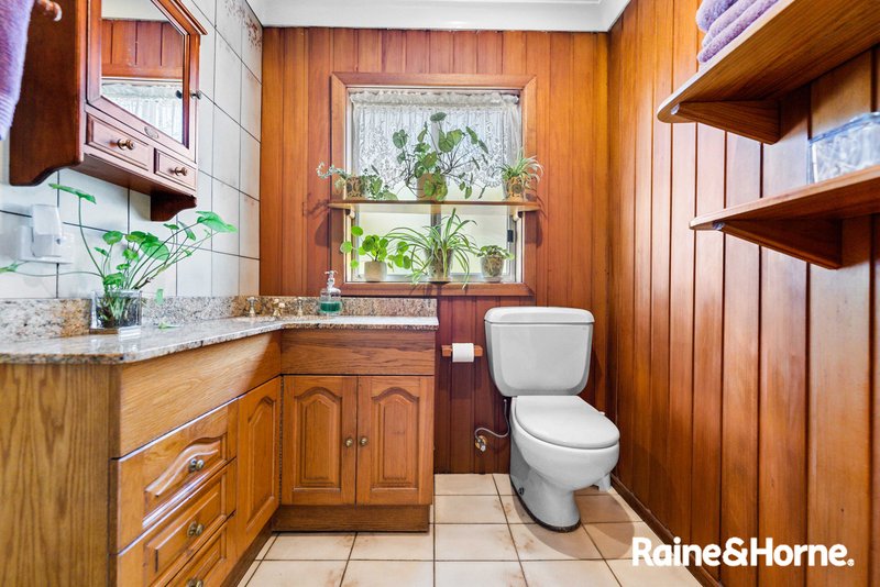 Photo - 11 Begonia Avenue, Cabramatta NSW 2166 - Image 8
