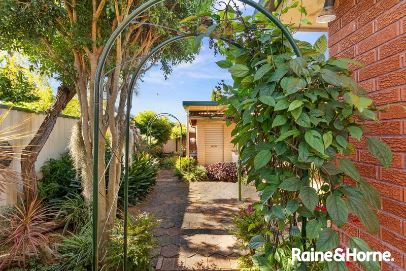Photo - 11 Begonia Avenue, Cabramatta NSW 2166 - Image 14