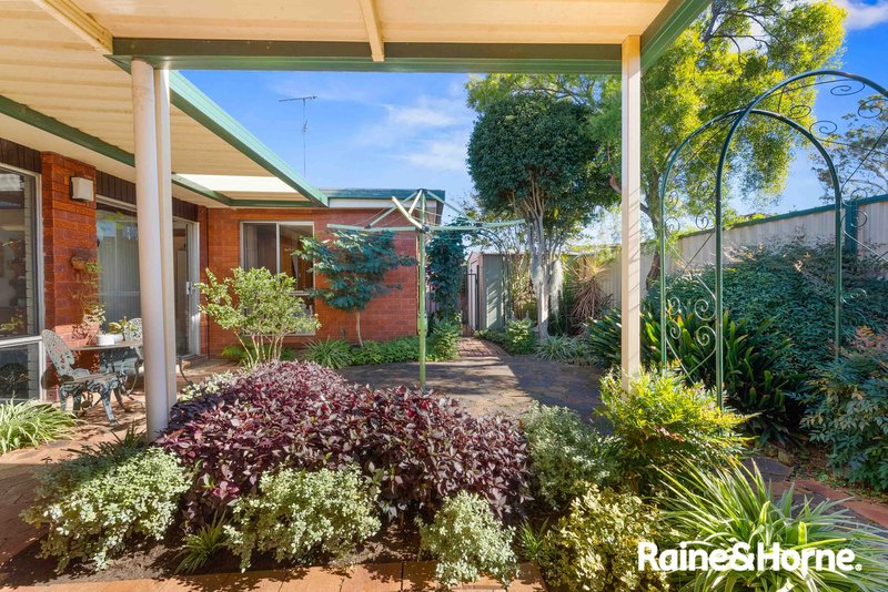 Photo - 11 Begonia Avenue, Cabramatta NSW 2166 - Image 15
