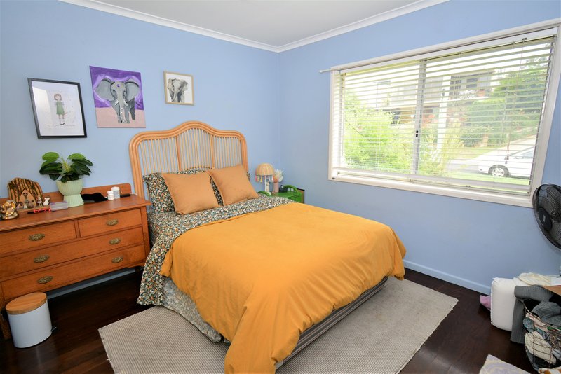 Photo - 11 Belfort Street, Stafford Heights QLD 4053 - Image 14