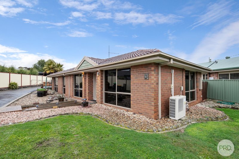 Photo - 11 Bell Street, Creswick VIC 3363 - Image 1