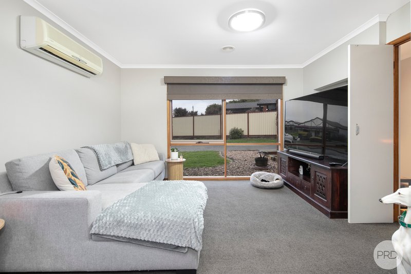 Photo - 11 Bell Street, Creswick VIC 3363 - Image 7