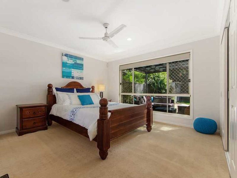 Photo - 11 Bella Donna Pl , Robina QLD 4226 - Image 7